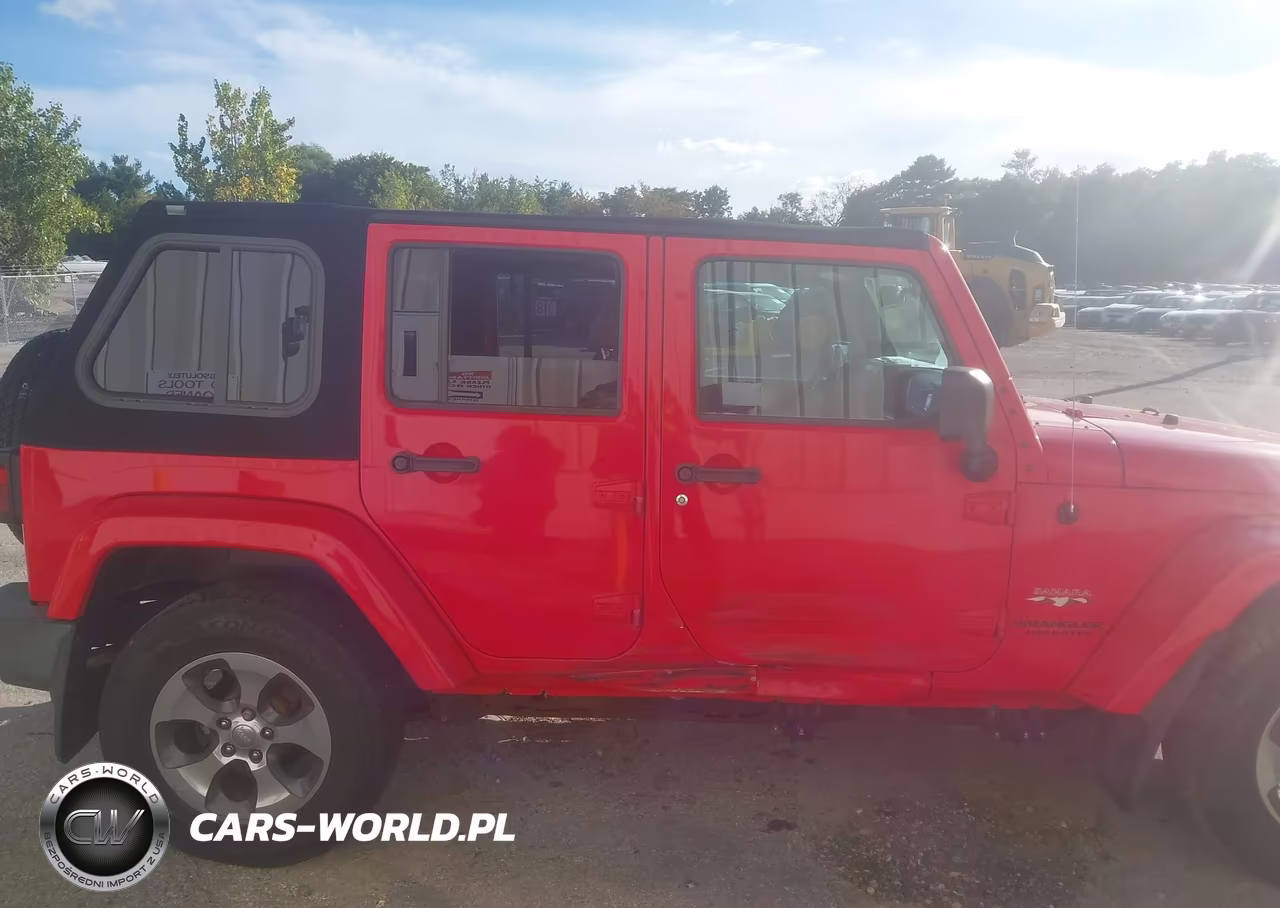 2017 Jeep Wrangler Unlimited Sahara VIN:1C4BJWEG6HL724185 - 13