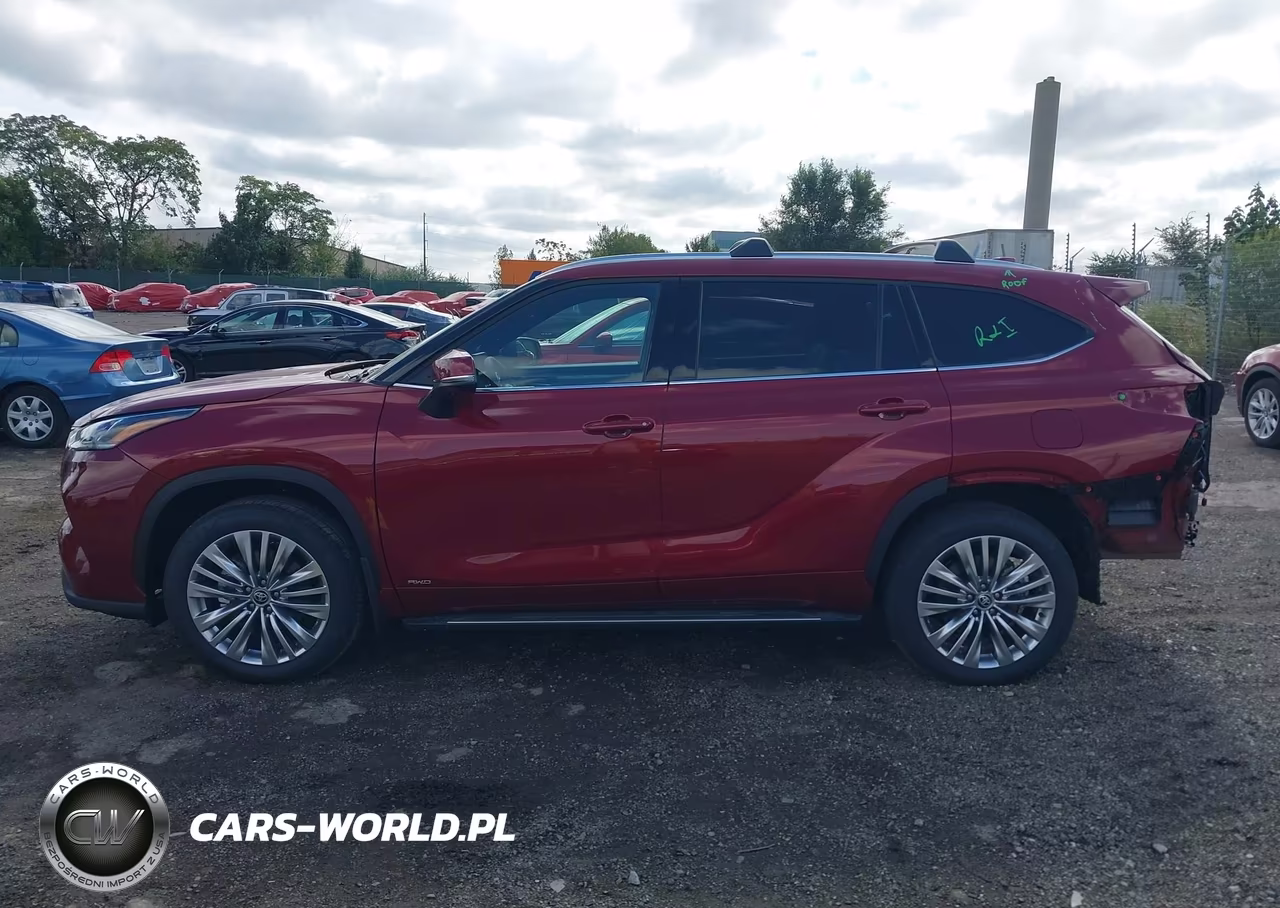 2026 Toyota Highlander Hybrid Platinum VIN:5TDEBRCH9TS722736 - 14
