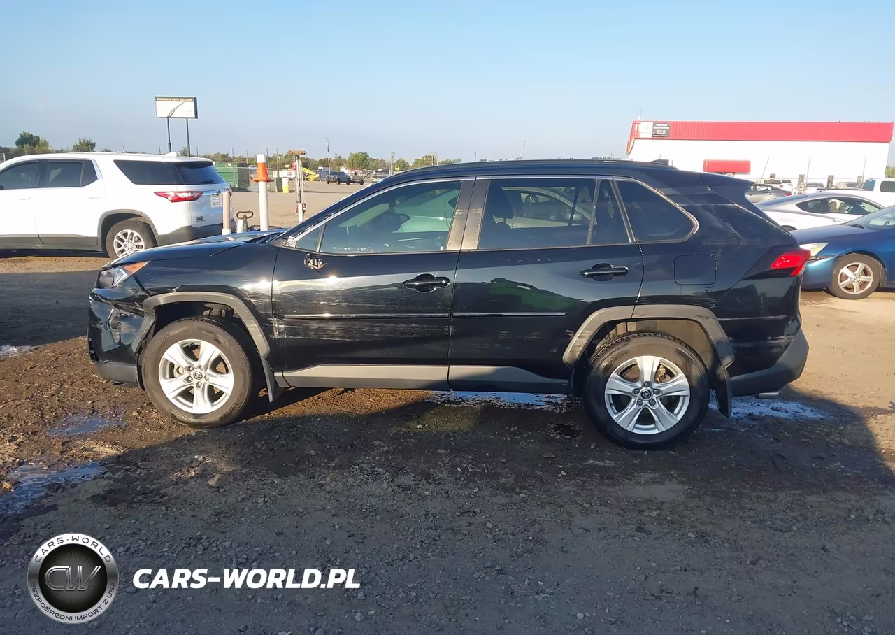 2021 Toyota Rav4 Xle VIN:2T3W1RFV1MC142407 - 14