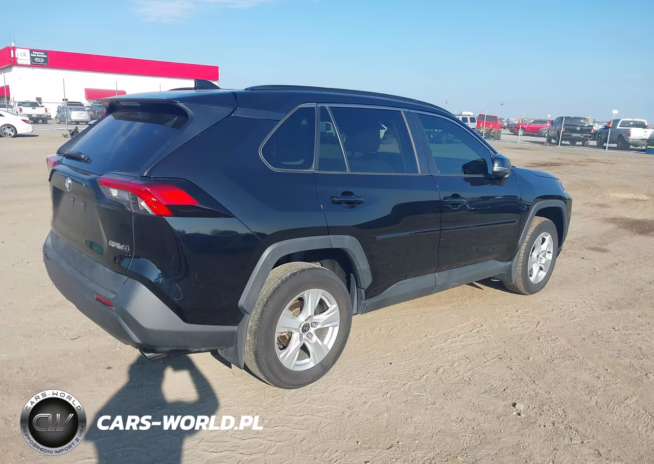 2021 Toyota Rav4 Xle VIN:2T3W1RFV1MC142407 - 4