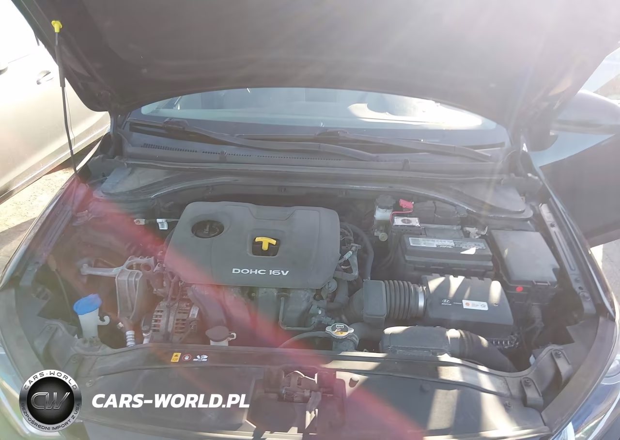 2018 Hyundai Elantra Sel VIN:5NPD84LF1JH394355 - 10