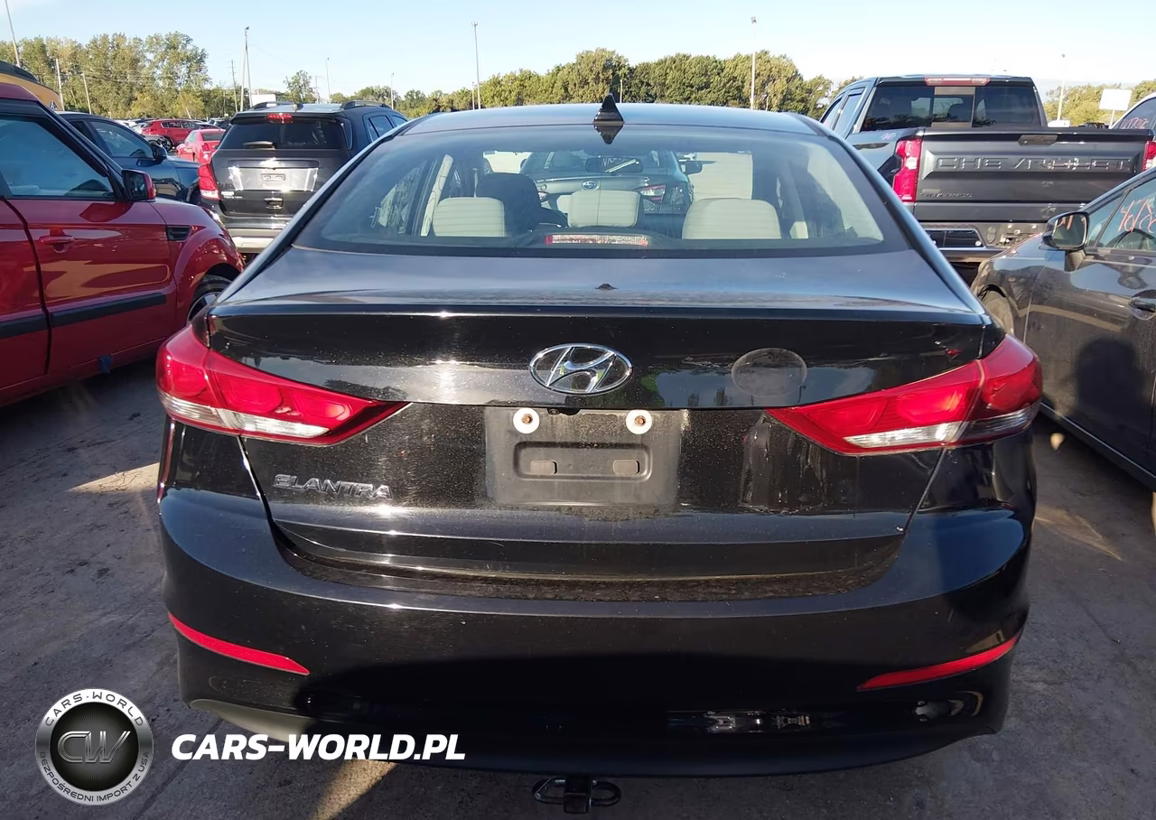 2018 Hyundai Elantra Sel VIN:5NPD84LF1JH394355 - 16