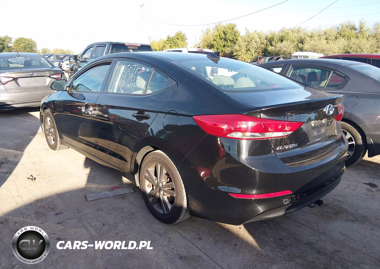 2018 Hyundai Elantra Sel VIN:5NPD84LF1JH394355 - 3