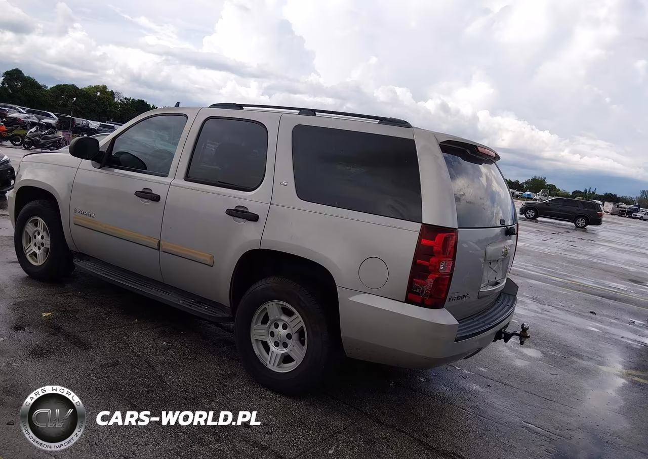 2008 Chevrolet Tahoe Ls VIN:1GNFC13C98R138356 - 3