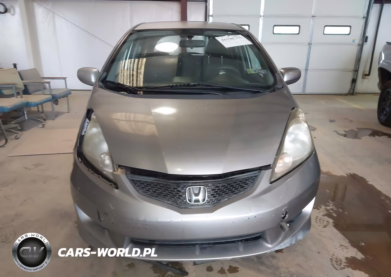 2009 Honda Fit Sport VIN:JHMGE88629S040703 - 12