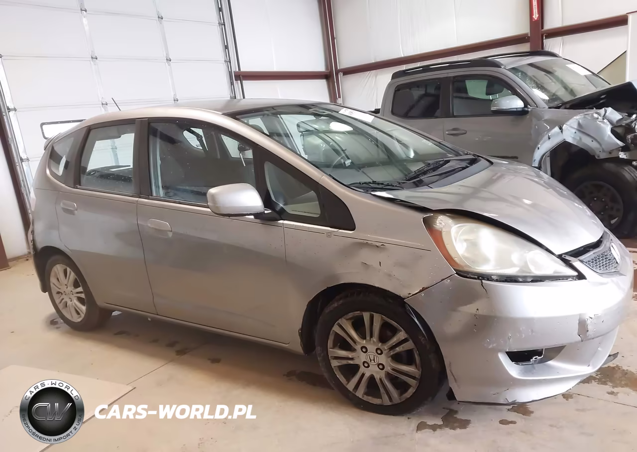 2009 Honda Fit Sport VIN:JHMGE88629S040703 - 13