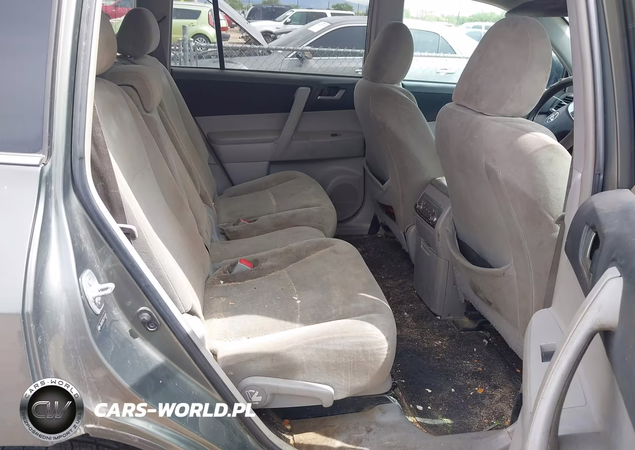 2012 Toyota Highlander Base V6 VIN:5TDBK3EH6CS154040 - 8