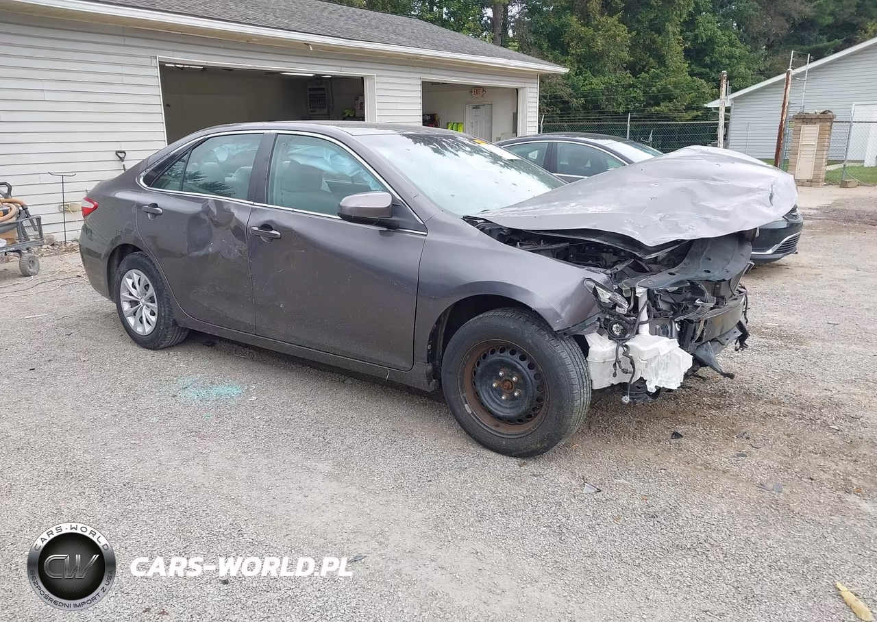 2015 Toyota Camry Le