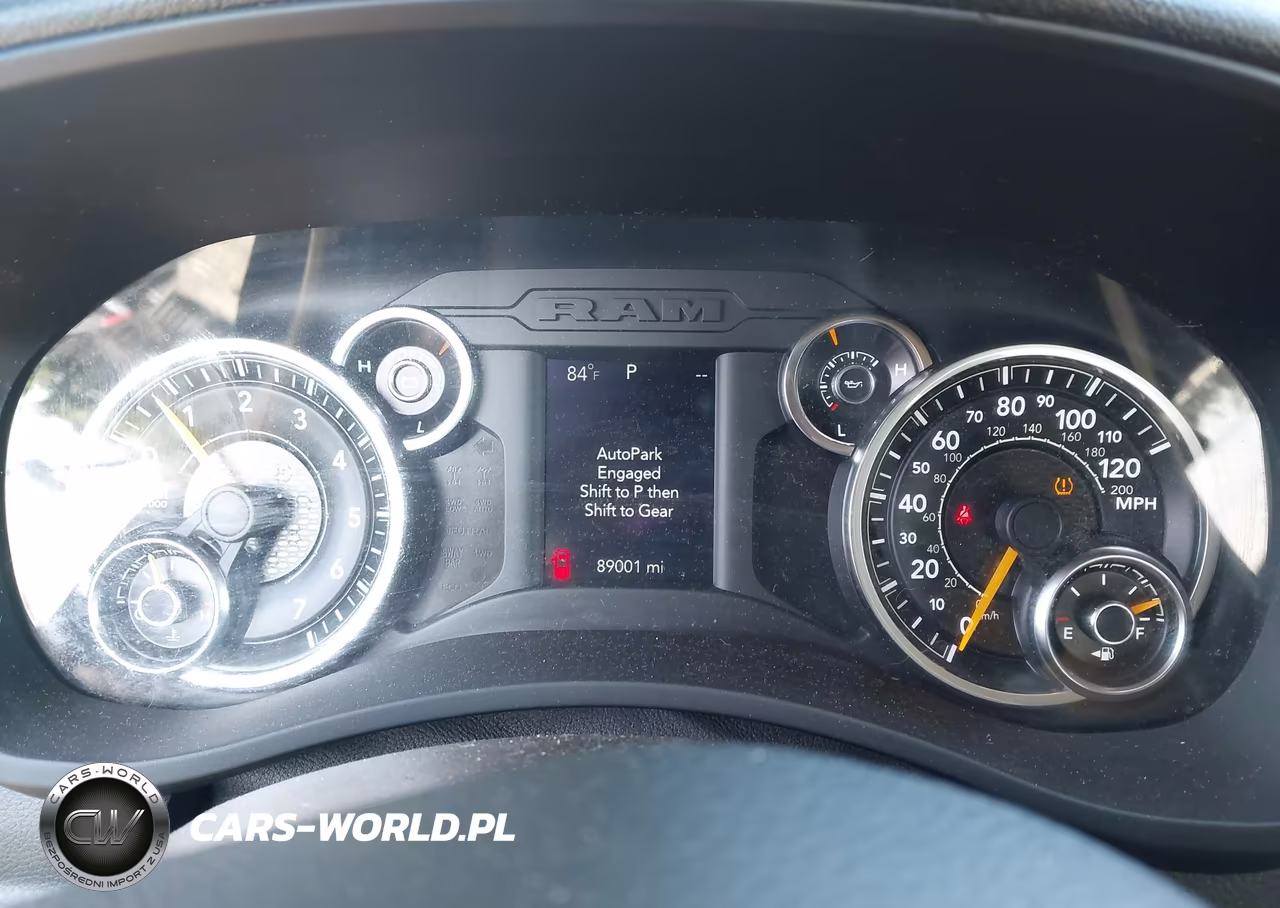 2019 Ram 2500 Tradesman 4X4 8' Box VIN:3C6UR5HJ5KG710261 - 7