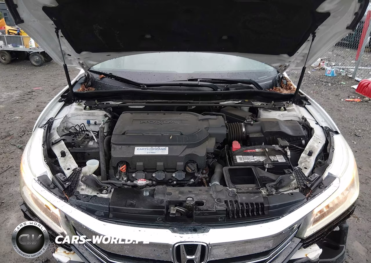 2017 Honda Accord Touring V6 VIN:1HGCR3F92HA033065 - 10