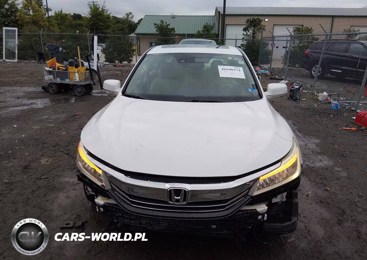 2017 Honda Accord Touring V6 VIN:1HGCR3F92HA033065 - 13