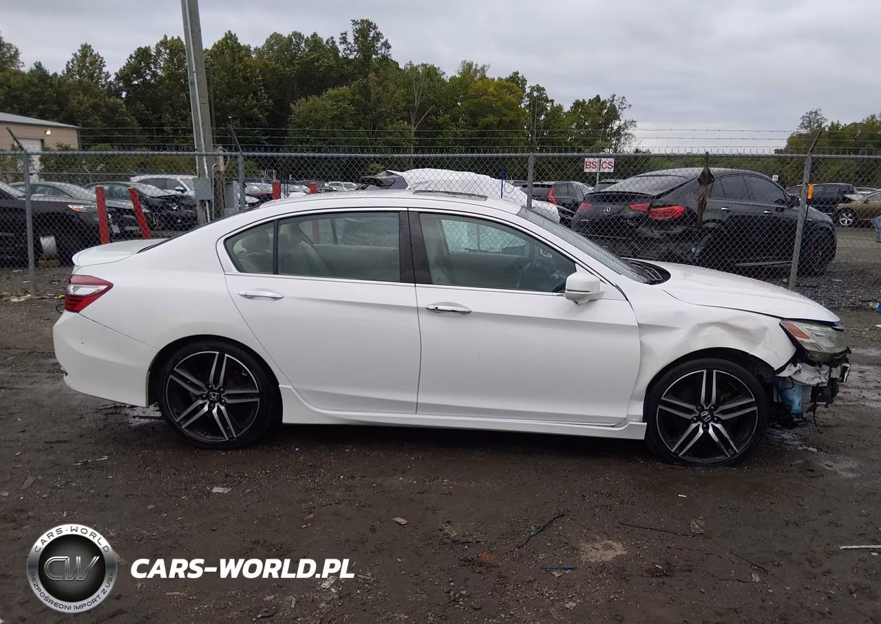 2017 Honda Accord Touring V6 VIN:1HGCR3F92HA033065 - 14