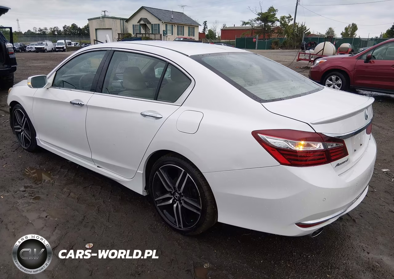 2017 Honda Accord Touring V6 VIN:1HGCR3F92HA033065 - 3