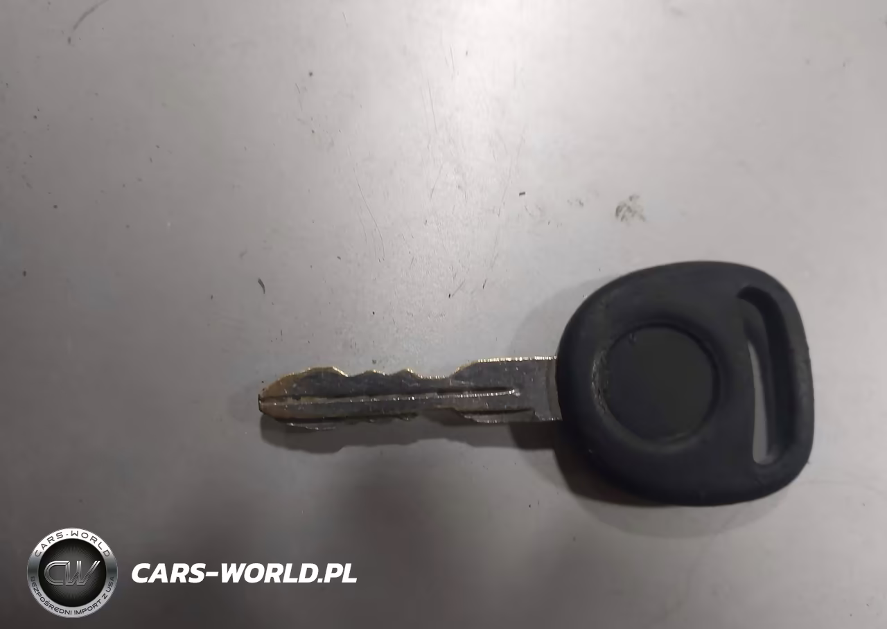 2002 Cadillac Escalade Standard VIN:1GYEK63N72R203843 - 11