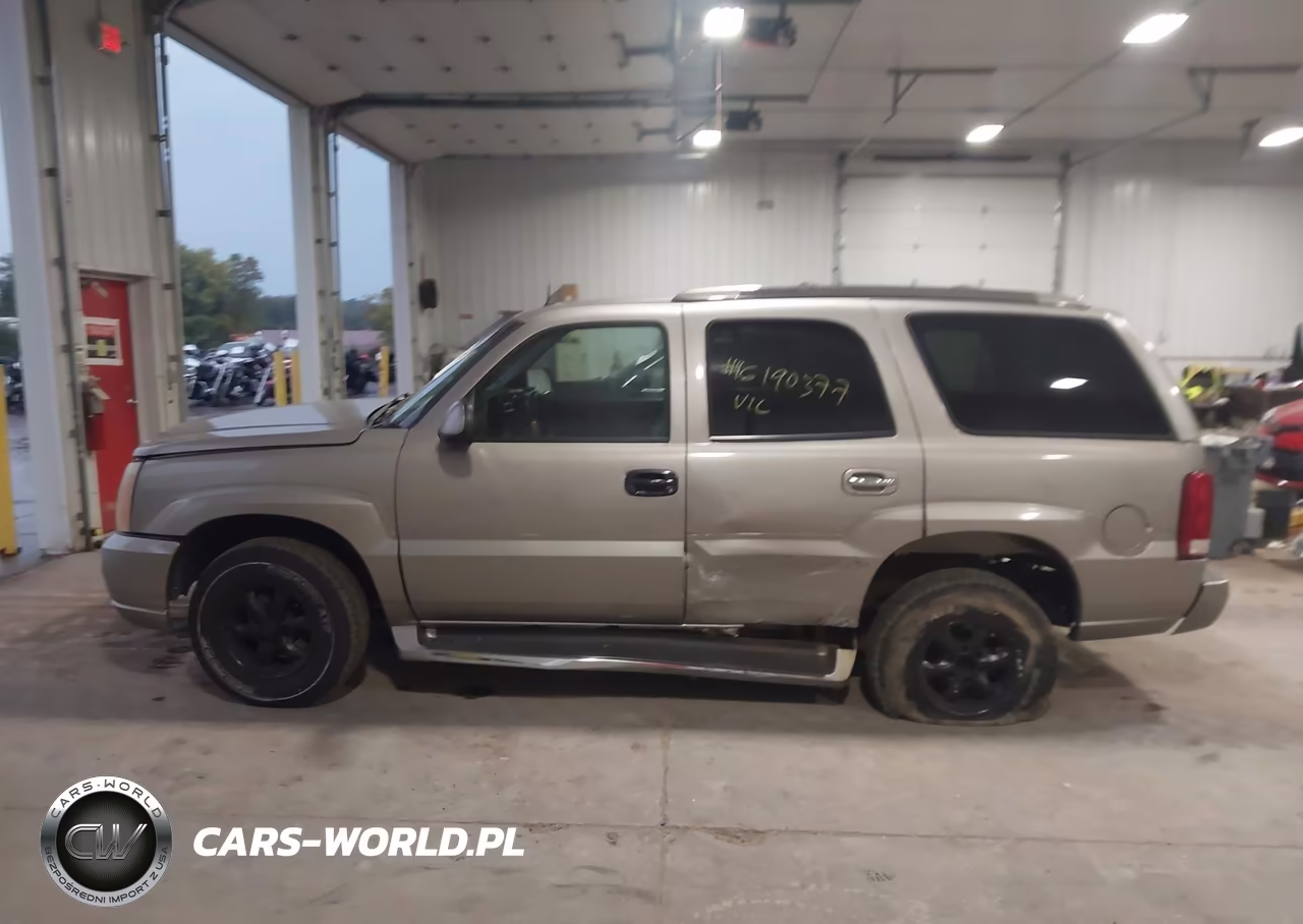 2002 Cadillac Escalade Standard VIN:1GYEK63N72R203843 - 14