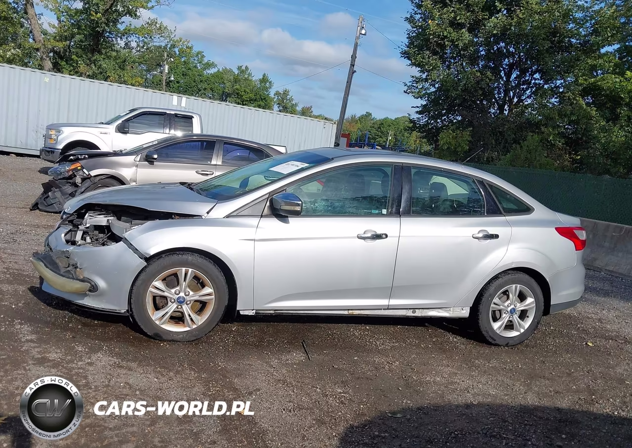 2013 Ford Focus Se VIN:1FADP3F27DL360271 - 14