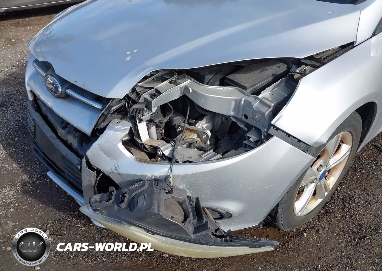 2013 Ford Focus Se VIN:1FADP3F27DL360271 - 6