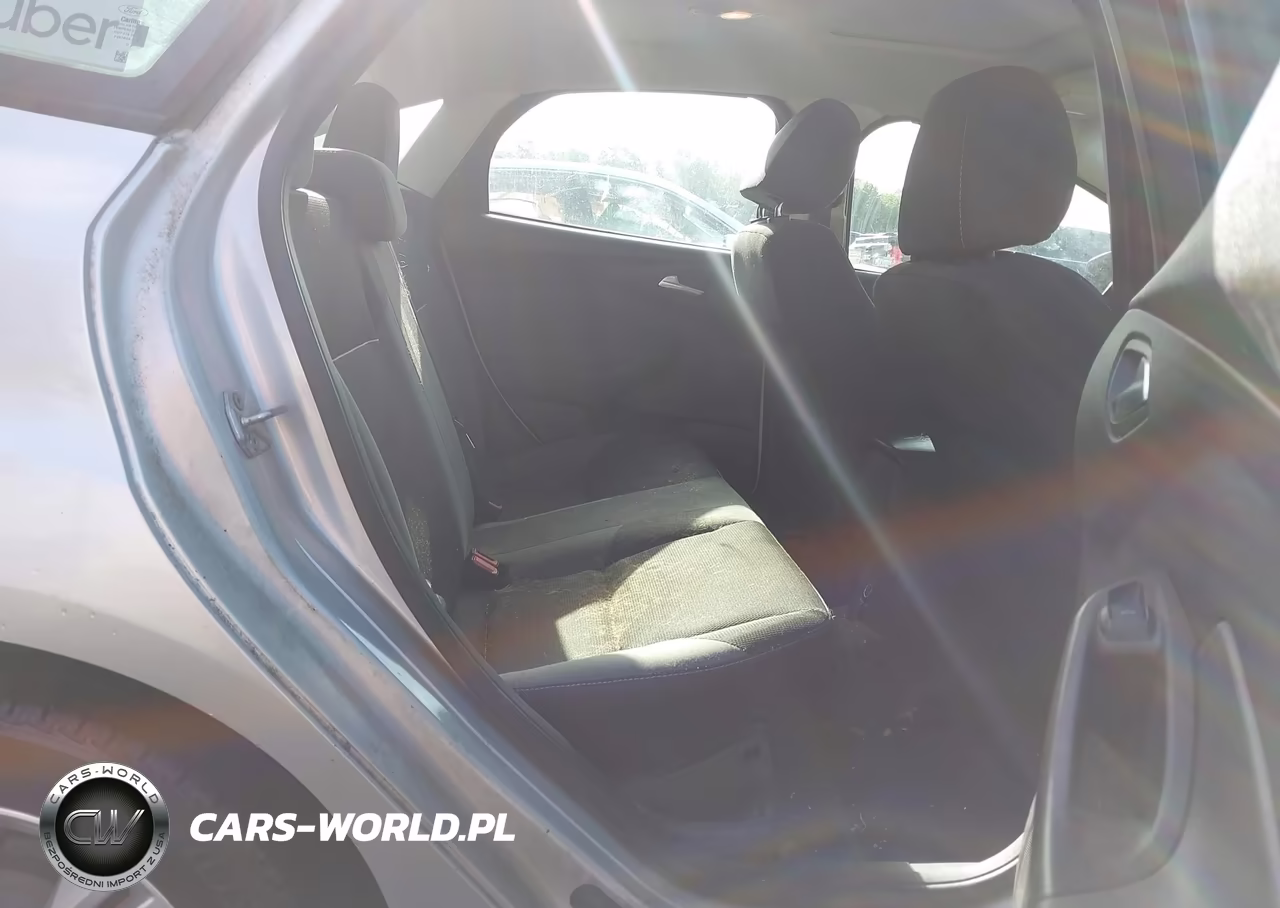 2013 Ford Focus Se VIN:1FADP3F27DL360271 - 8