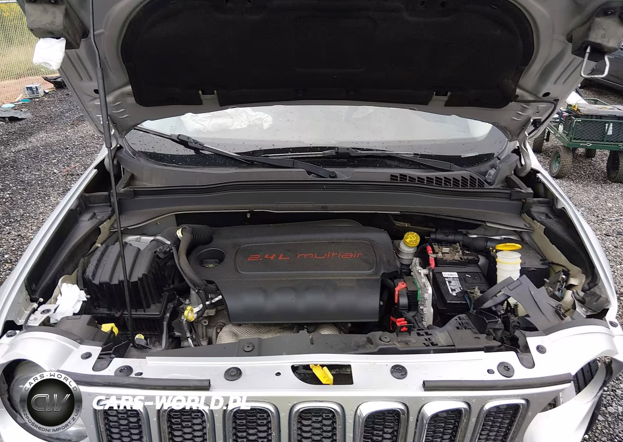 2015 Jeep Renegade Limited VIN:ZACCJADT9FPB79761 - 10