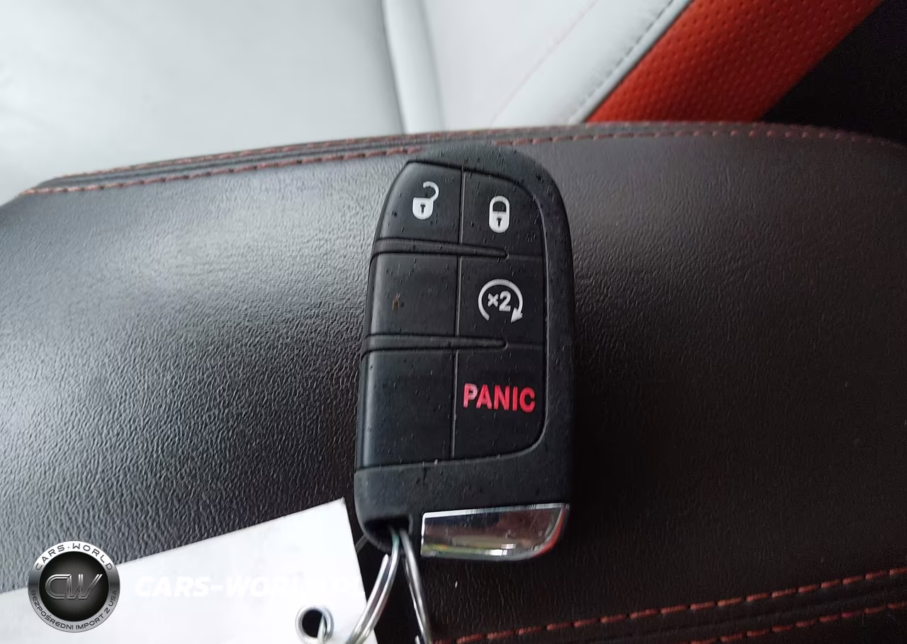 2015 Jeep Renegade Limited VIN:ZACCJADT9FPB79761 - 11