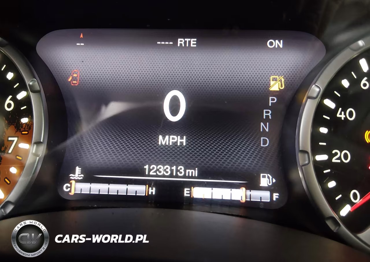 2015 Jeep Renegade Limited VIN:ZACCJADT9FPB79761 - 16