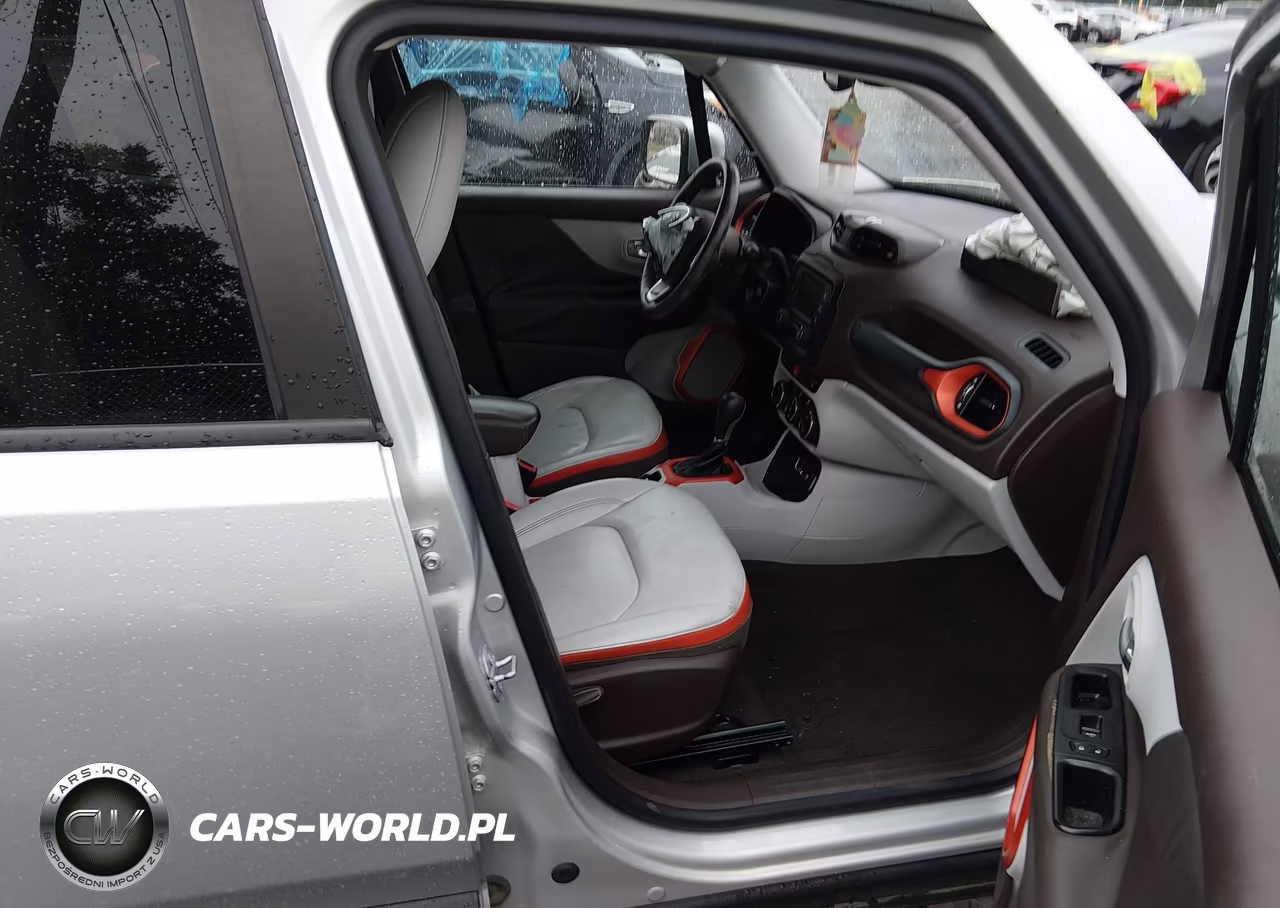 2015 Jeep Renegade Limited VIN:ZACCJADT9FPB79761 - 5