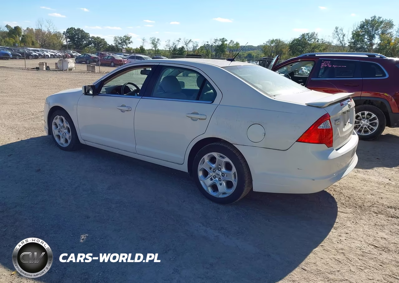 2010 Ford Fusion Se VIN:3FAHP0HAXAR415152 - 3