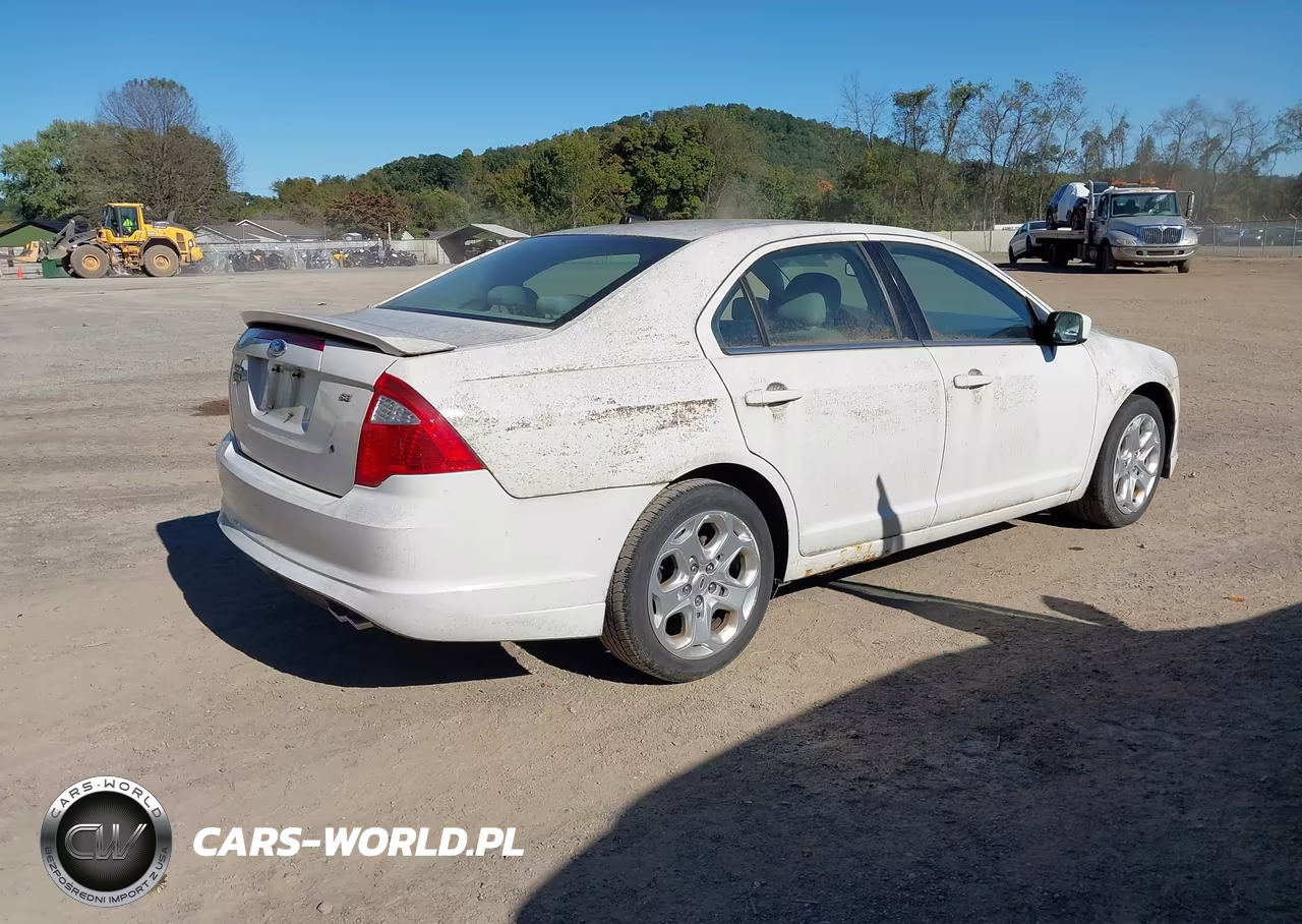 2010 Ford Fusion Se VIN:3FAHP0HAXAR415152 - 4