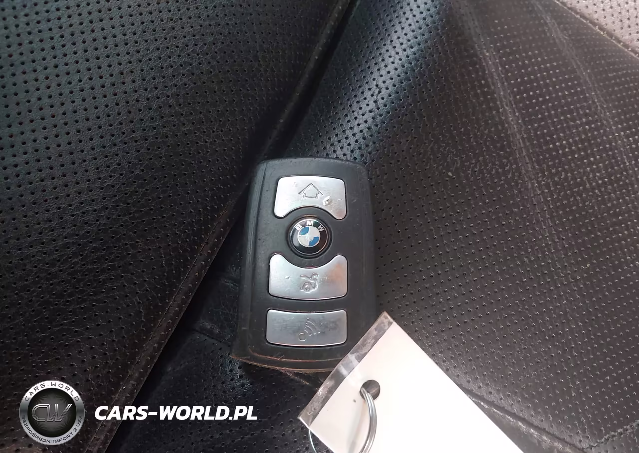 2008 BMW 750Li VIN:WBAHN835X8DT81142 - 11