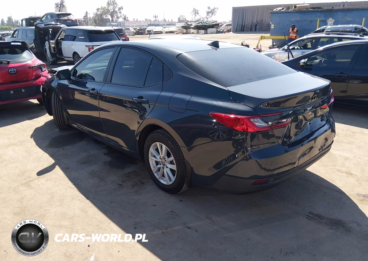 2026 Toyota Camry Le VIN:4T1DAACK6TU759522 - 3