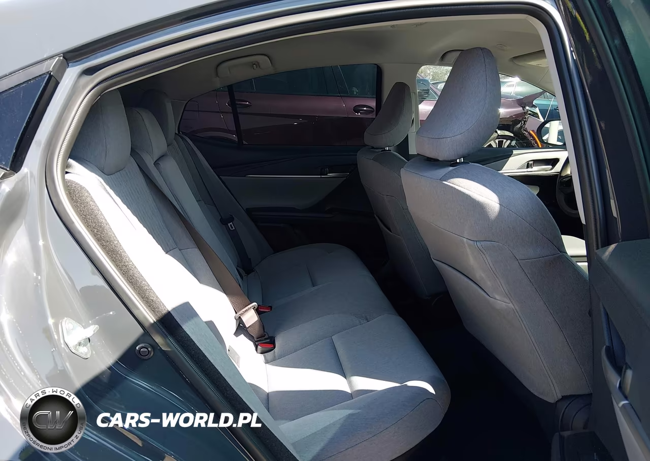 2026 Toyota Camry Le VIN:4T1DAACK6TU759522 - 8