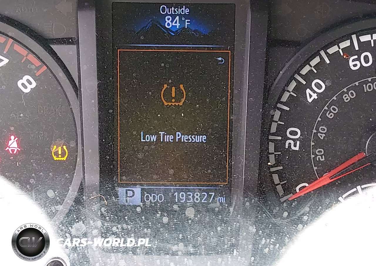 2019 Toyota Tacoma Sr VIN:5TFRX5GN2KX138019 - 15
