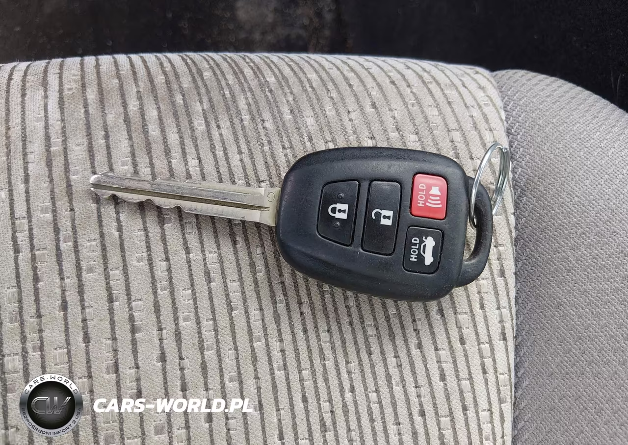 2012 Toyota Camry Le VIN:4T4BF1FK6CR178256 - 11