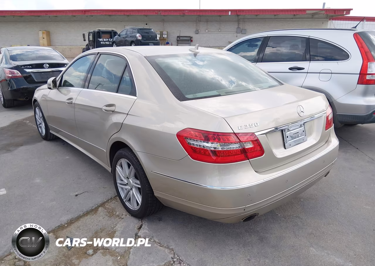 2011 Mercedes-Benz E 350 VIN:WDDHF5GB1BA323689 - 3