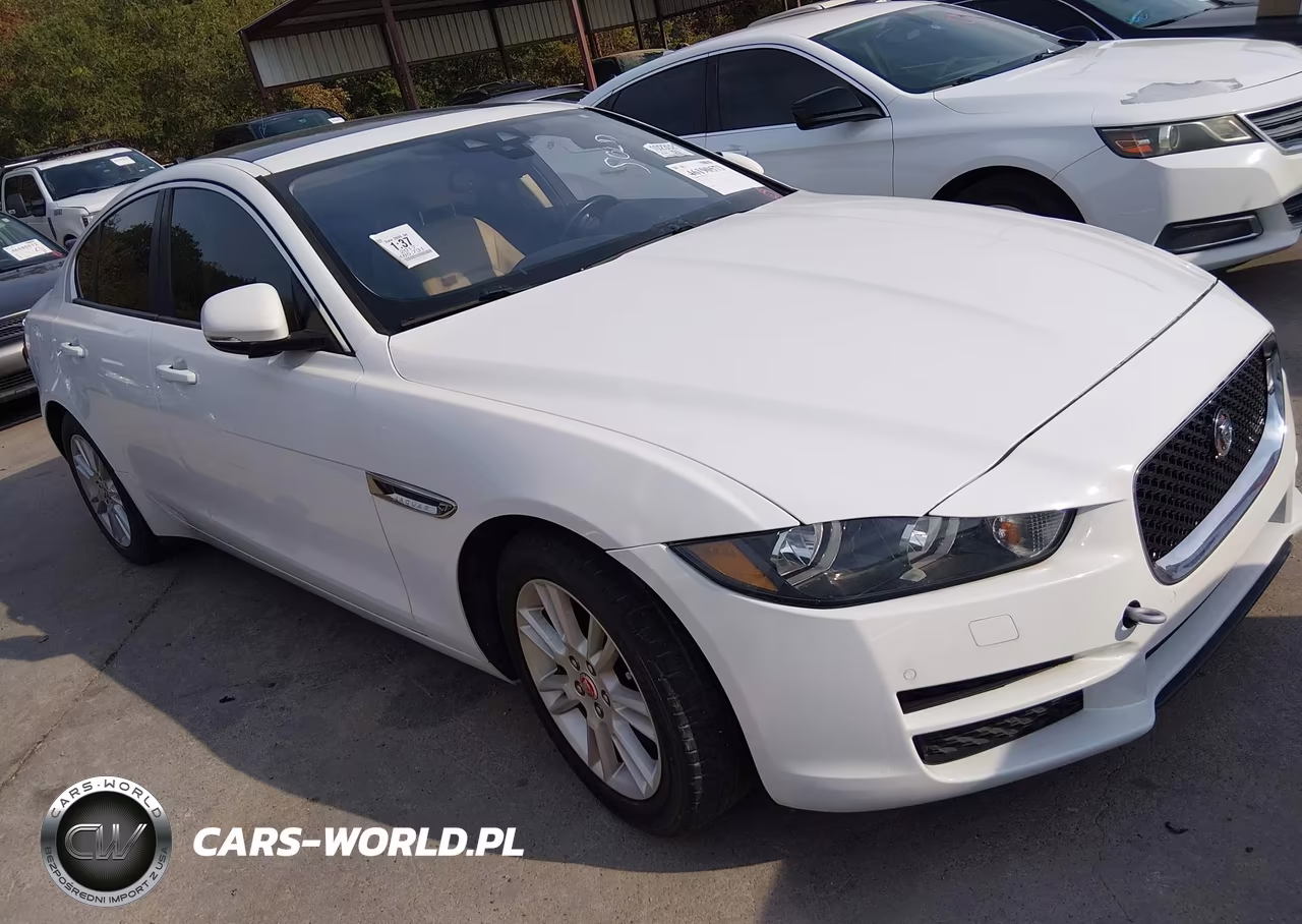 2017 Jaguar Xe 20D Premium