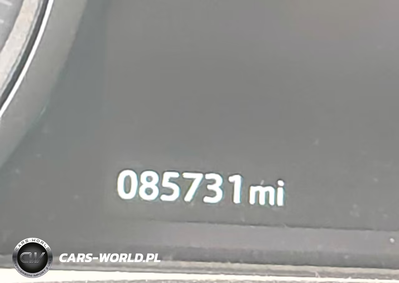 2017 Jaguar Xe 20D Premium VIN:SAJAD4BN3HA968142 - 11