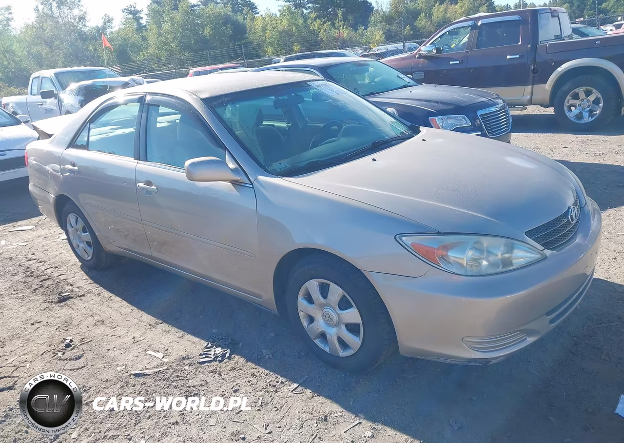 2003 Toyota Camry Le – zdjęcie 1 z 11