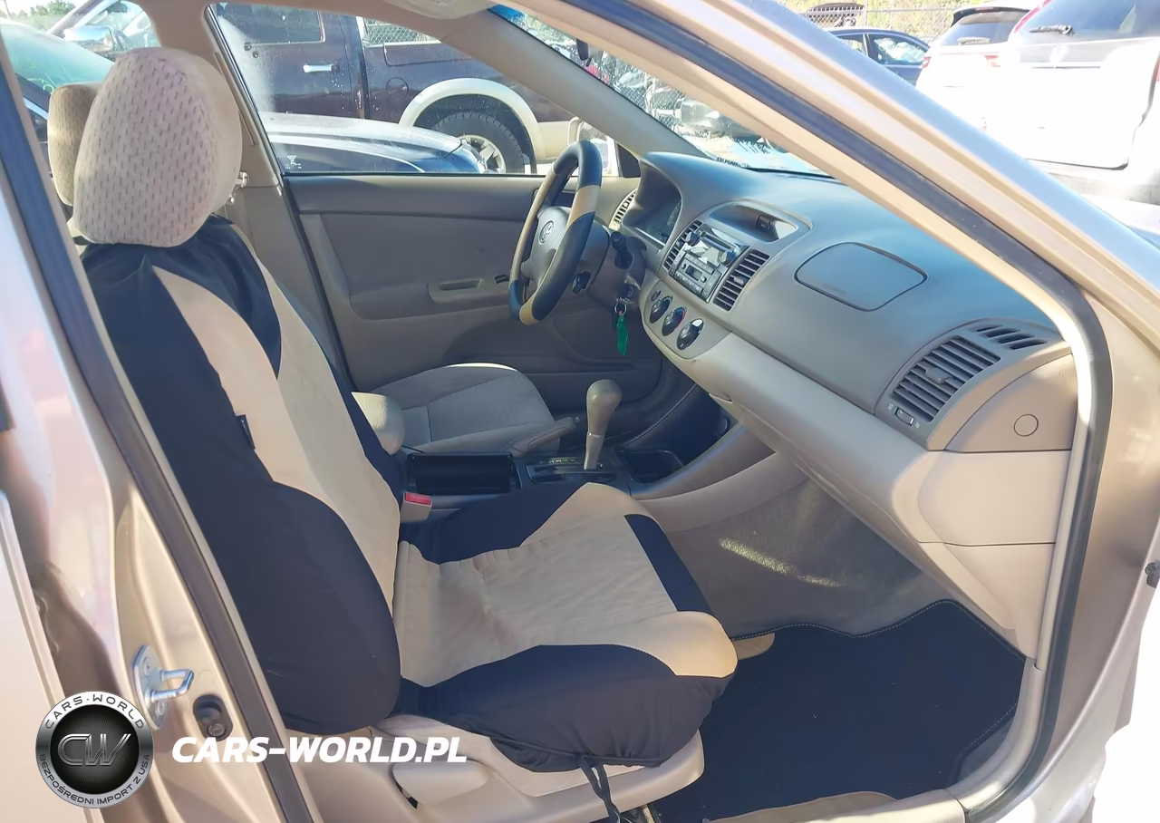 2003 Toyota Camry Le VIN:4T1BE32K33U254983 - 5