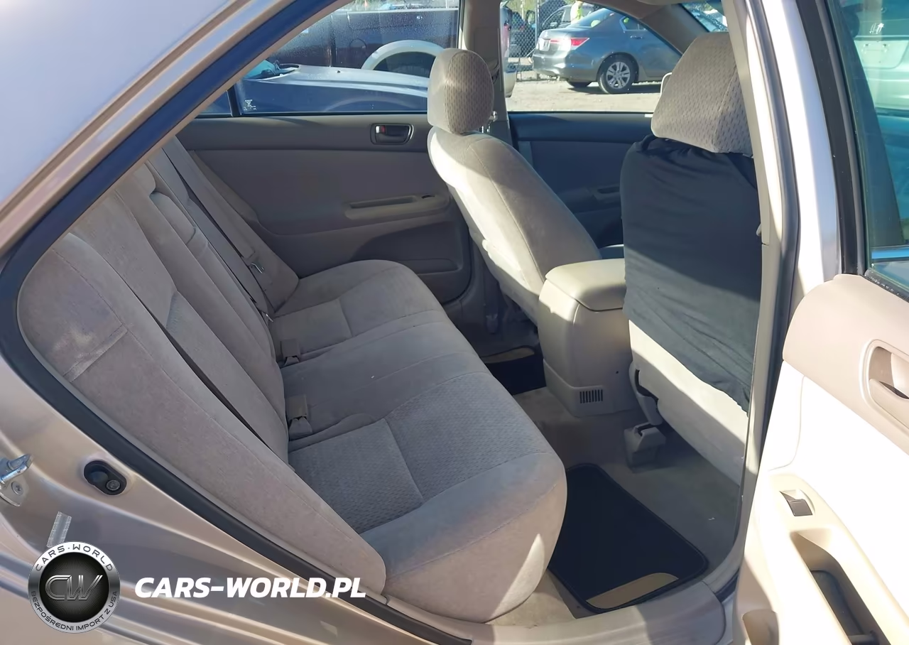 2003 Toyota Camry Le VIN:4T1BE32K33U254983 - 8