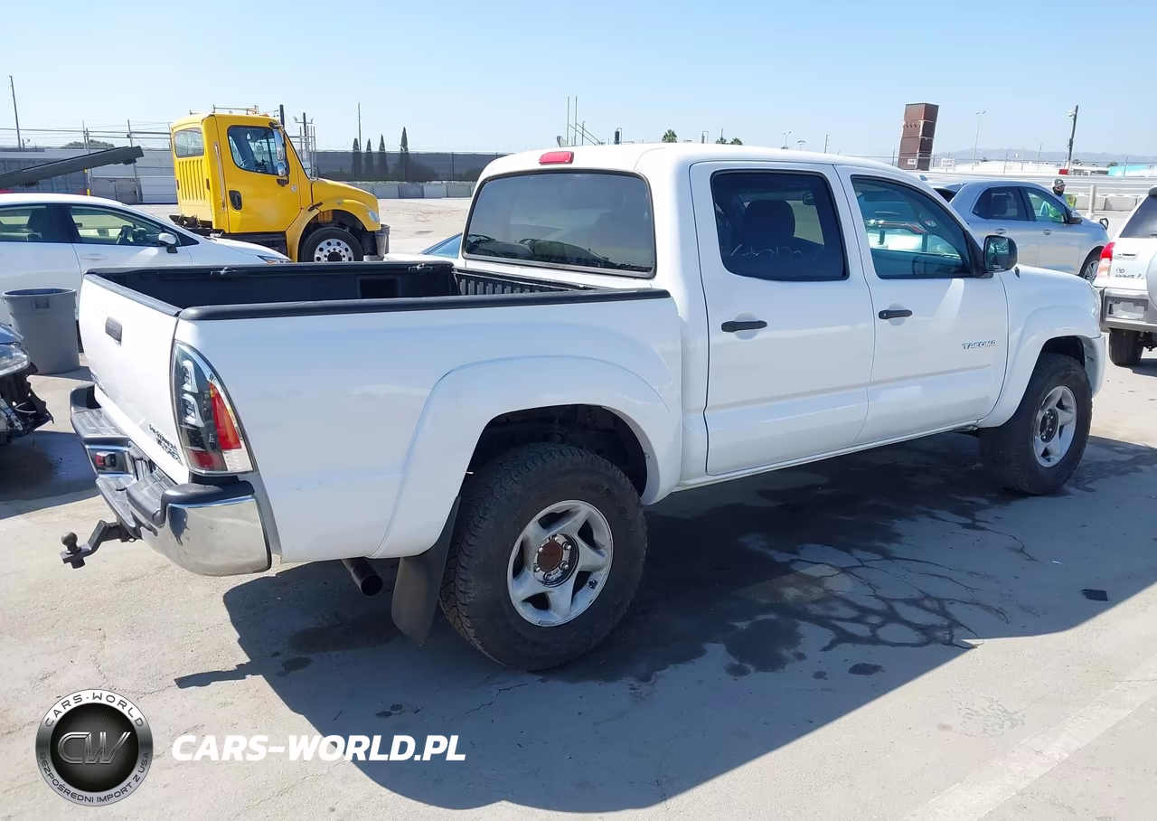 2008 Toyota Tacoma Prerunner VIN:3TMJU62NX8M070036 - 4