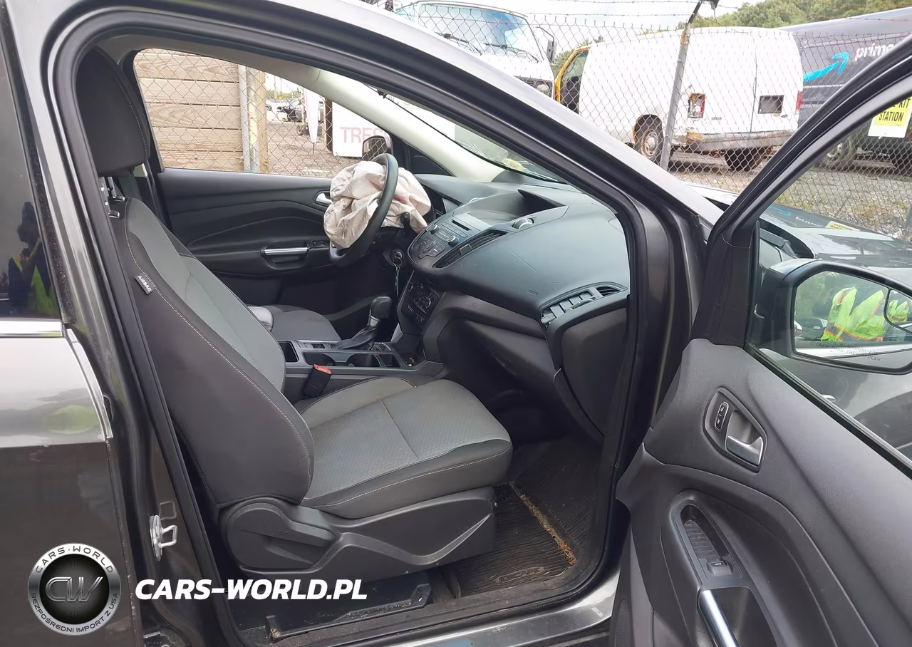 2017 Ford Escape Se VIN:1FMCU9GD7HUB33529 - 5