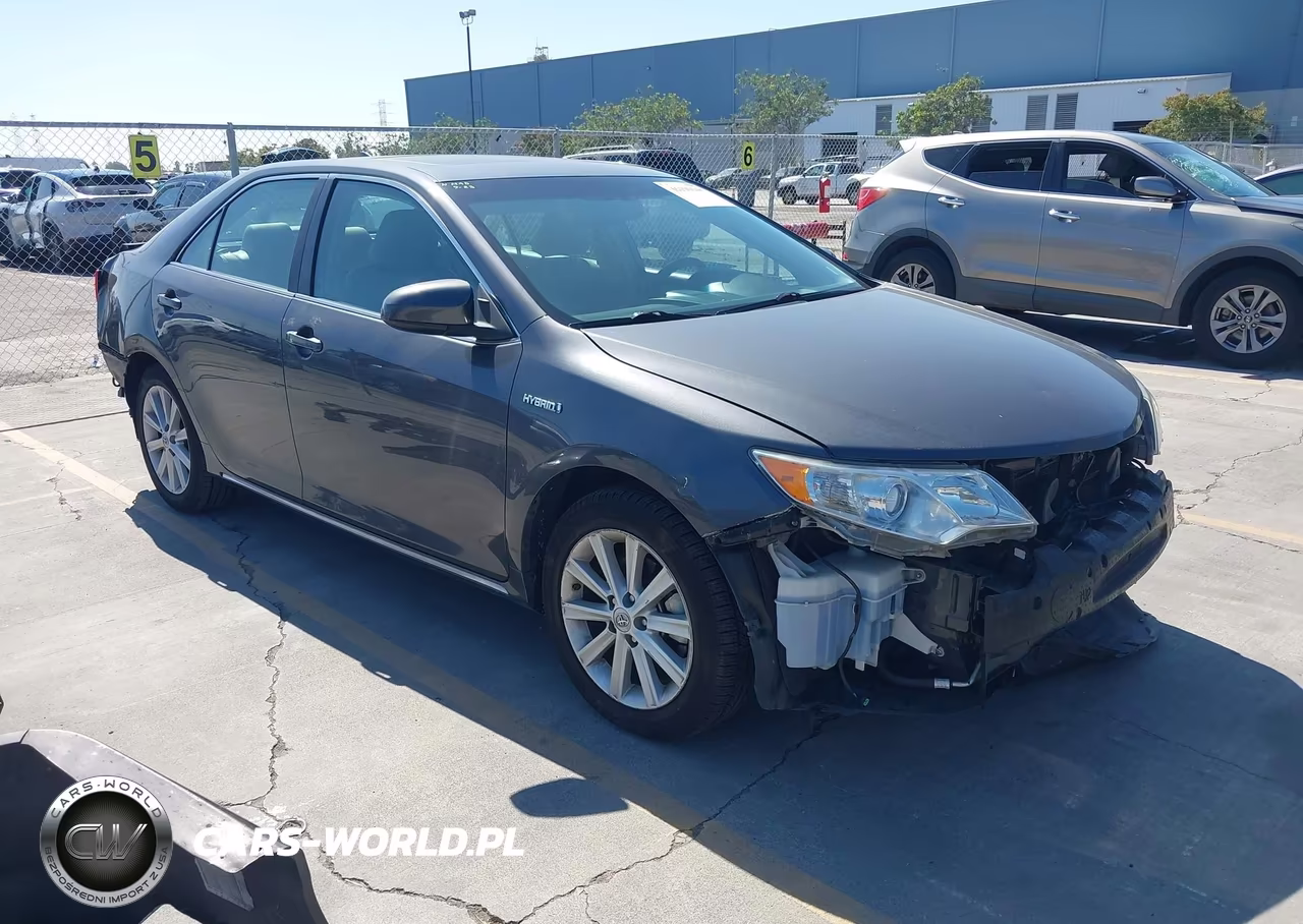 2012 Toyota Camry Hybrid Xle – zdjęcie 1 z 18