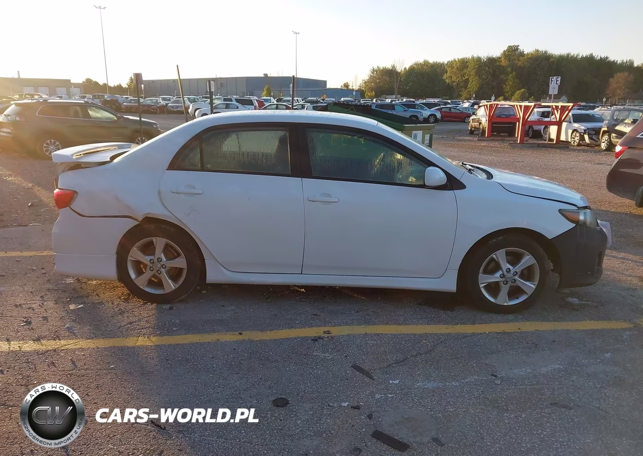 2011 Toyota Corolla S VIN:2T1BU4EE9BC660572 - 13