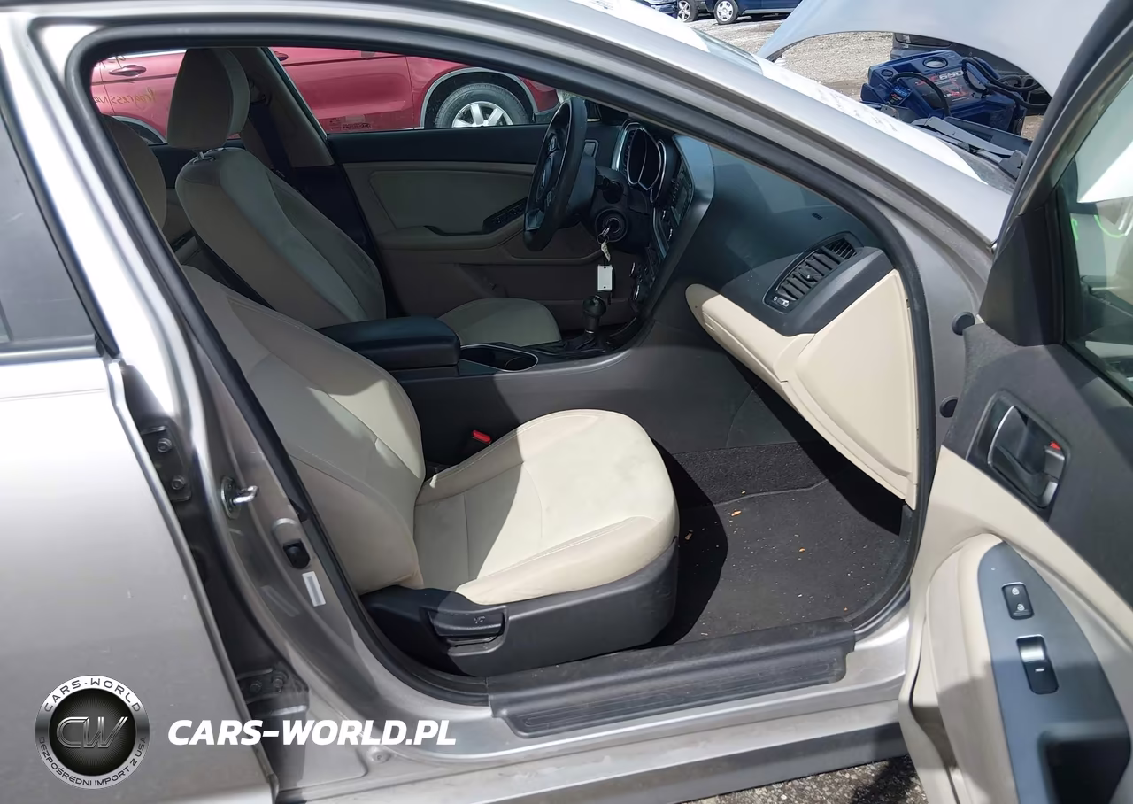 2014 Kia Optima Lx VIN:5XXGM4A77EG317947 - 5