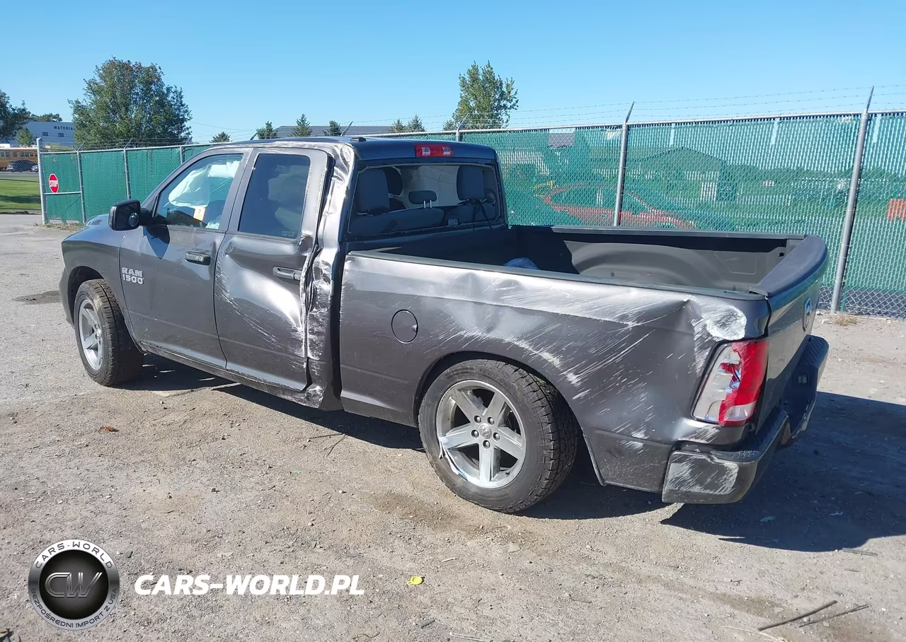 2018 Ram 1500 Express 4X4 6'4 Box VIN:1C6RR7FG9JS188993 - 3