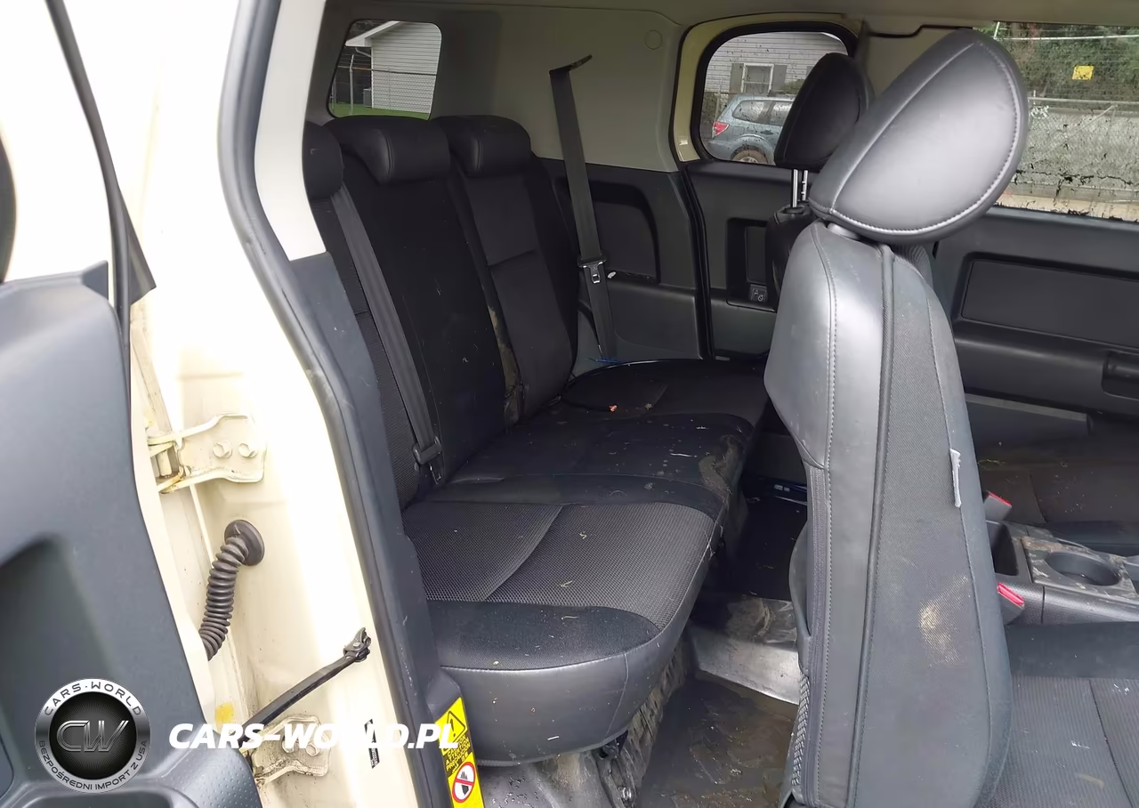 2008 Toyota Fj Cruiser VIN:JTEBU11FX8K033749 - 8