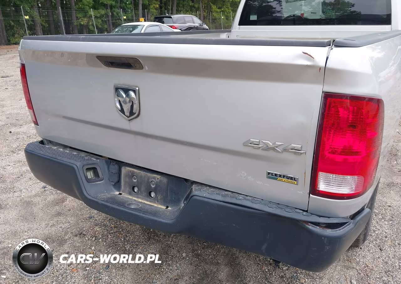 2017 Ram 1500 Tradesman 4X4 8' Box VIN:3C6JR7DG7HG675384 - 6