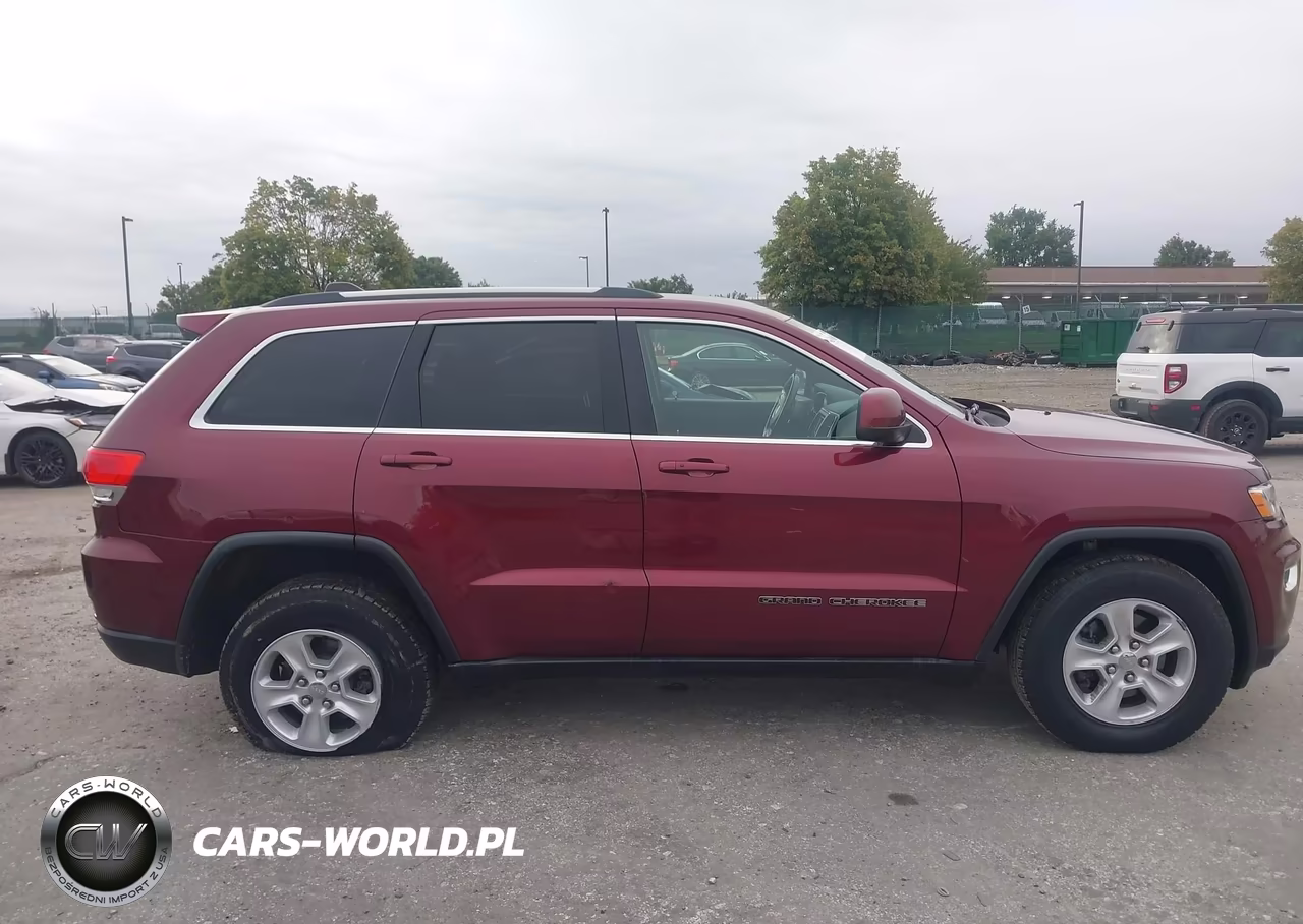 2017 Jeep Grand Cherokee Laredo 4X4 VIN:1C4RJFAG3HC728781 - 13
