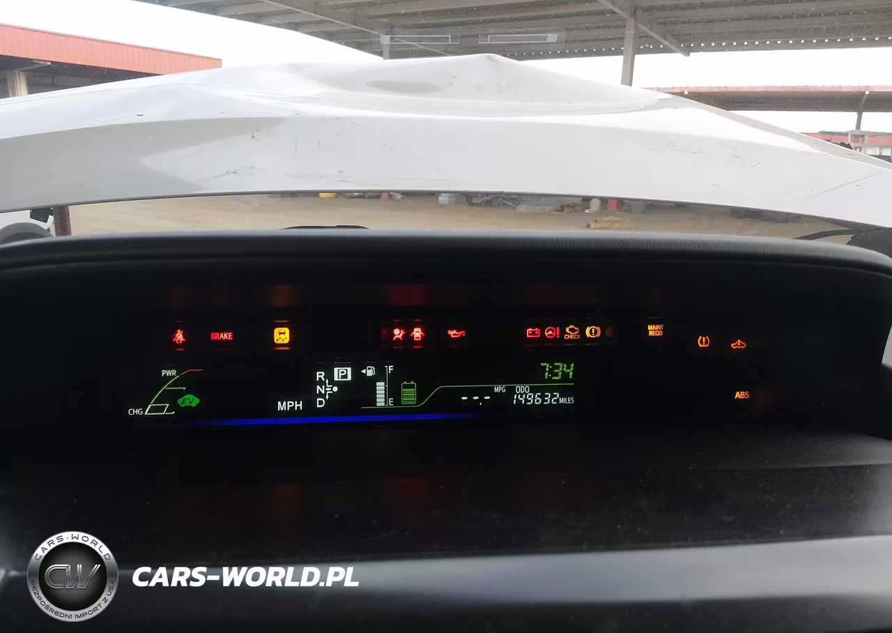 2014 Toyota Prius V Three VIN:JTDZN3EU9E3315696 - 7
