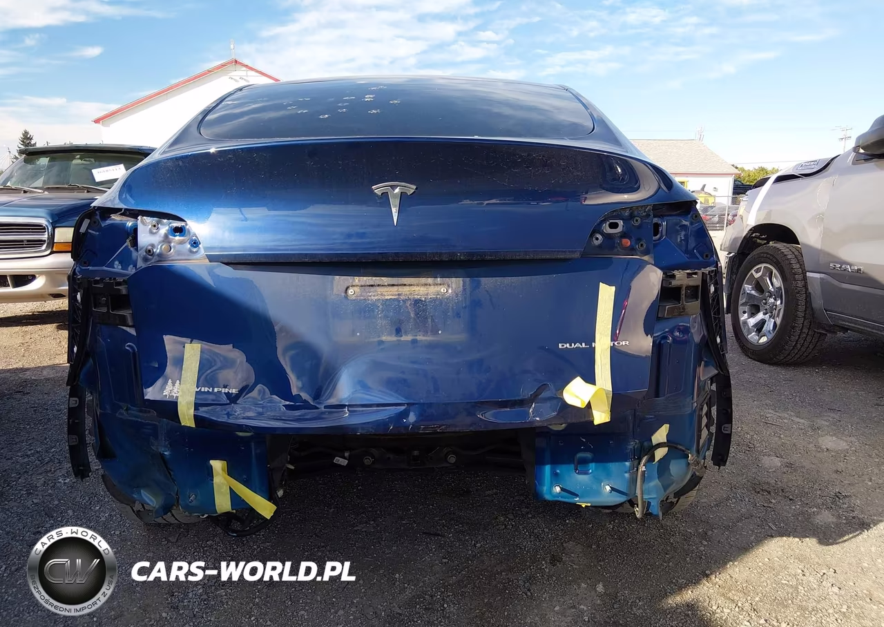 2022 Tesla Model Y Long Range VIN:7SAYGDEE7NF319711 - 16